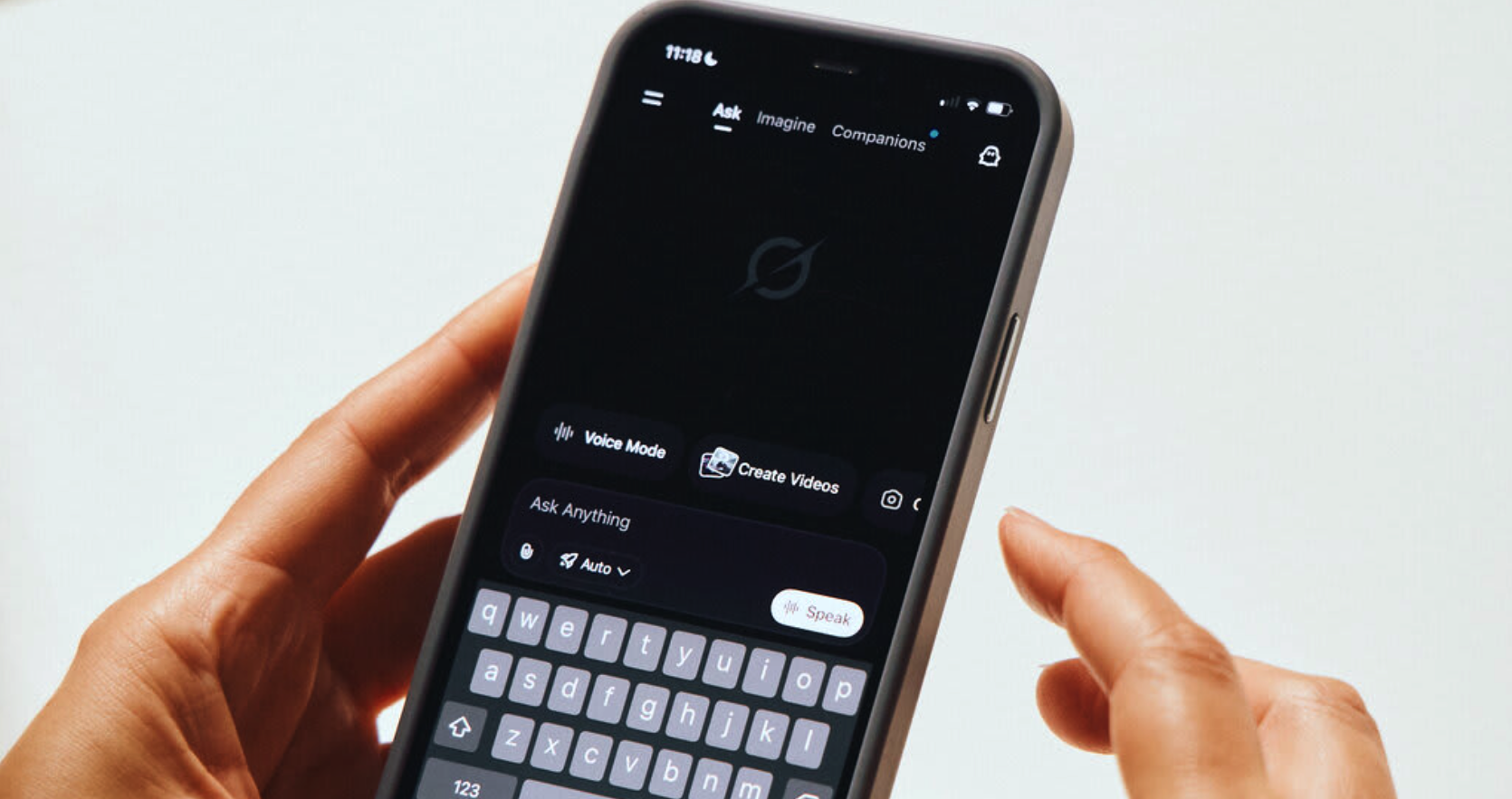 Grok Limita le Immagini AI Gratis: La Crisi Deepfake Colpisce X